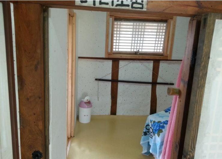 Goseong Choi Pilgan'S Old House Hotel Quarto foto
